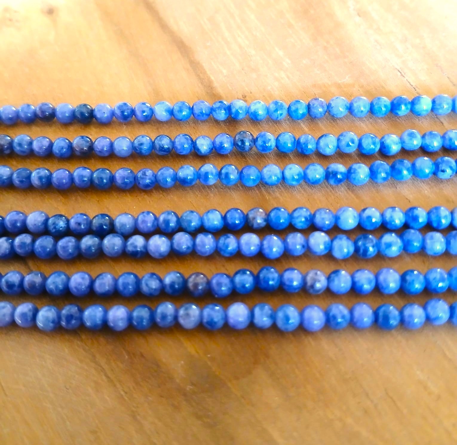 Sodaliet kralen rond 3 mm